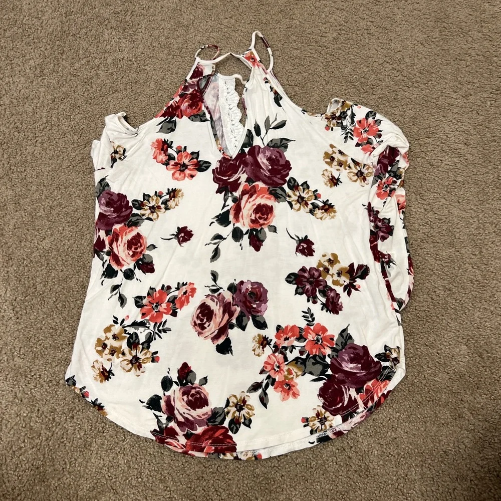 Daytrip cold shoulder floral top - Picture 2 of 4